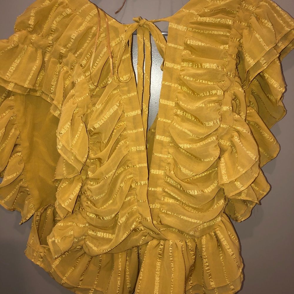 yellow flowy top - Picture 2 of 2